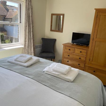 Courtyard House, With Parking And Patio Garden Villa Whitstable Buitenkant foto